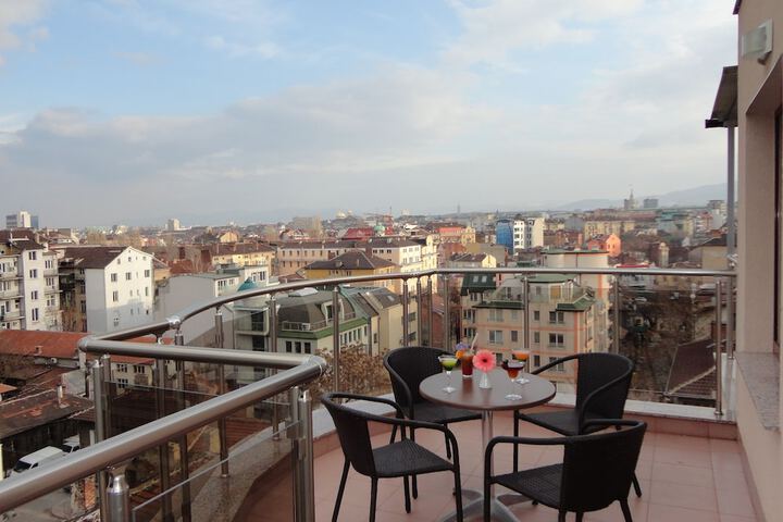 Terrace/Patio 52 of 93