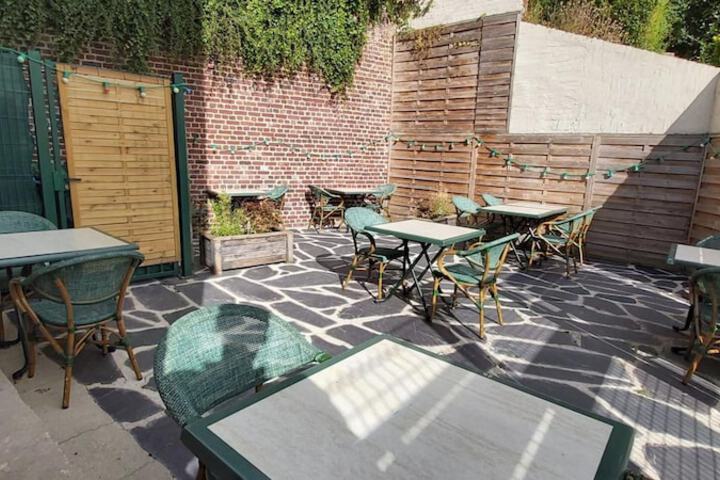 Terrace/Patio 18 of 48