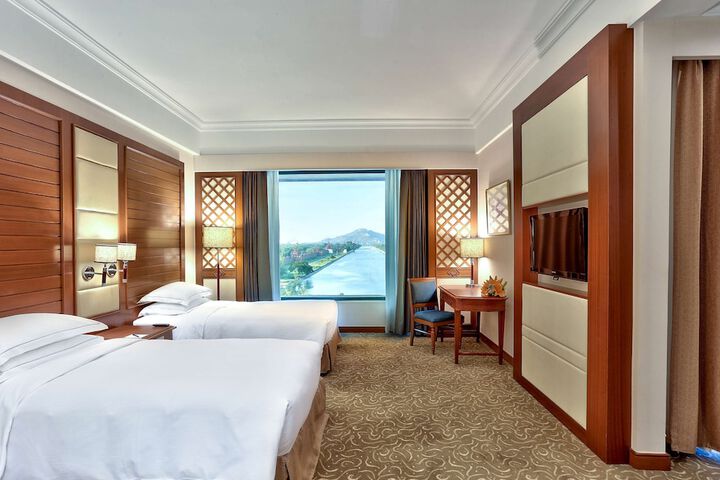 Room 20 of 75