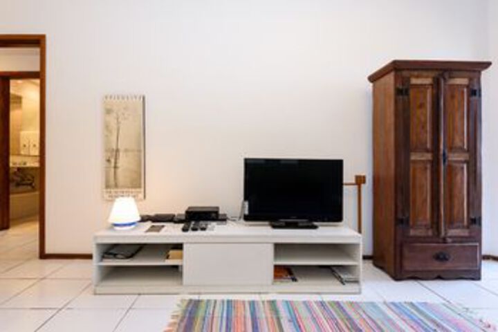 Room 17 of 28