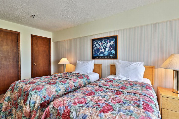 Room 8 of 234
