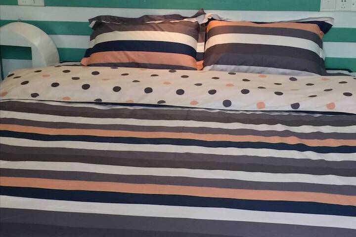 Room 14 of 21