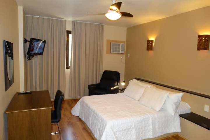Room 19 of 42