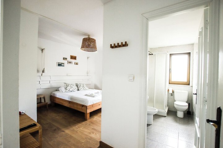 Room 9 of 22