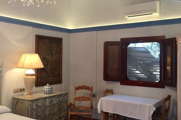 Room 17 of 45