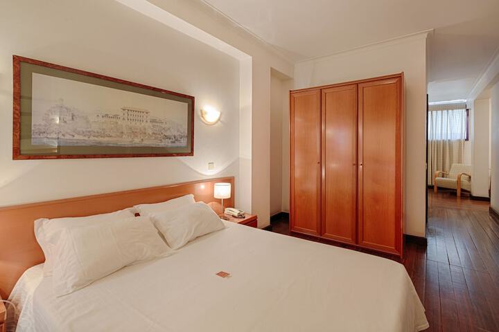 Room 5 of 45