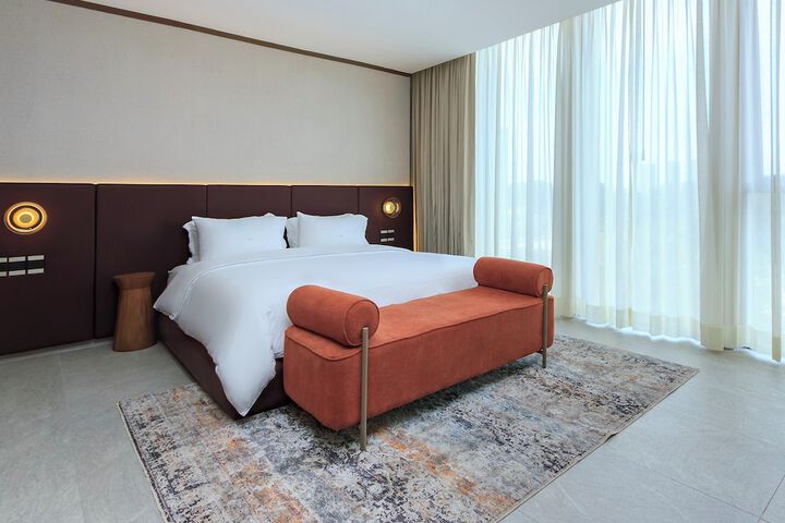 Room 20 of 49