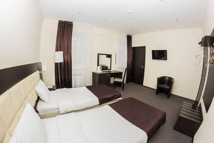 Room 14 of 50