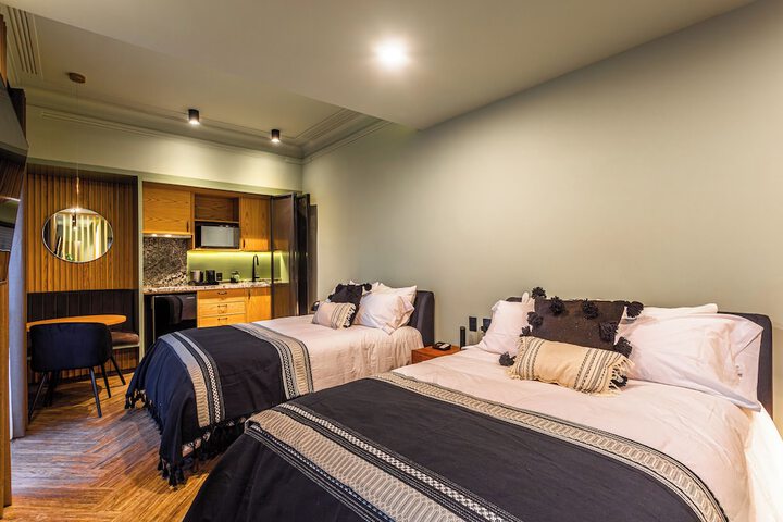 Room 12 of 49