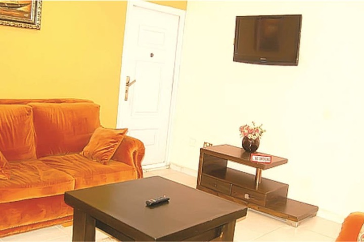 Room 3 of 11
