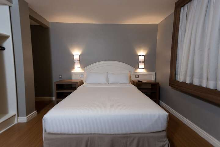 Room 20 of 92