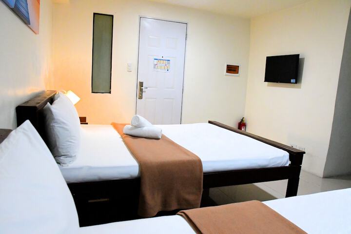 Room 20 of 29