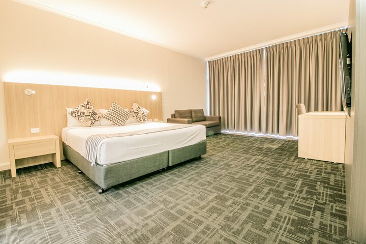 Room 35 of 127