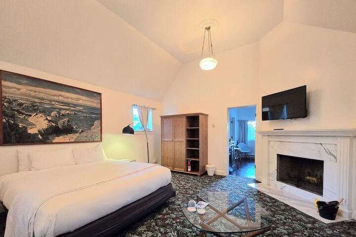 Luxury Double Room (1 of 15)