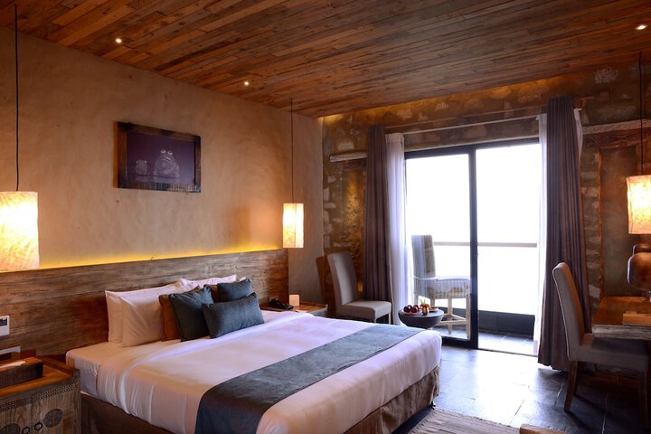 Room 16 of 56