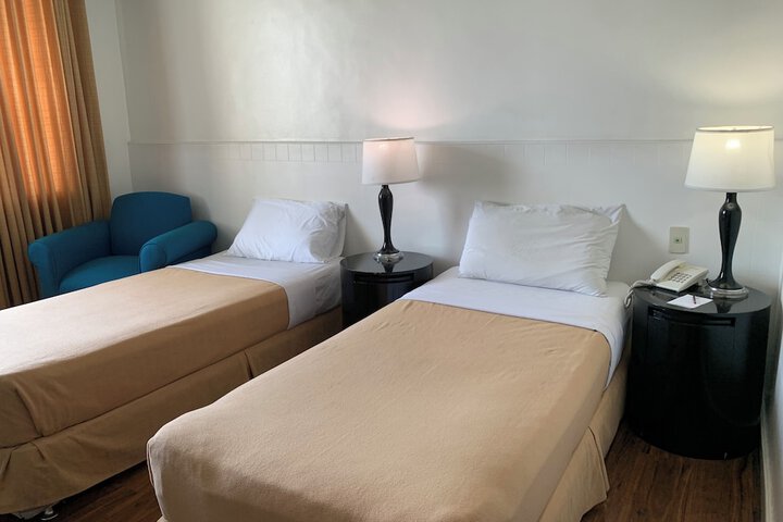 Room 25 of 50