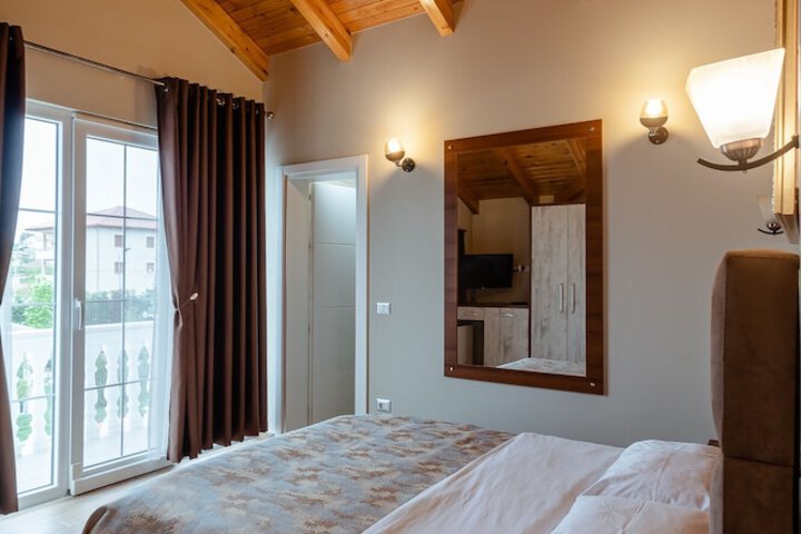 Room 14 of 31