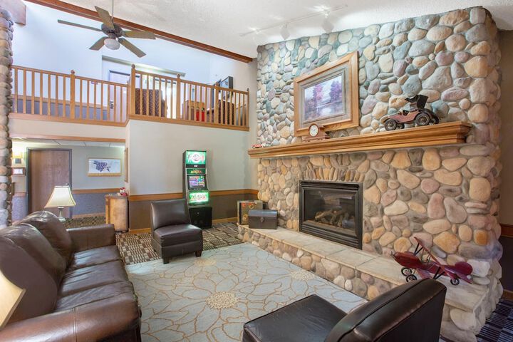 Hotel Interior 3 of 12