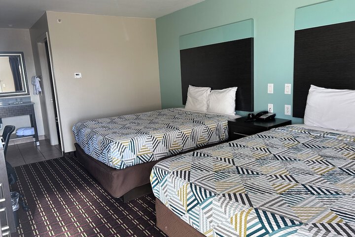 Room 28 of 42