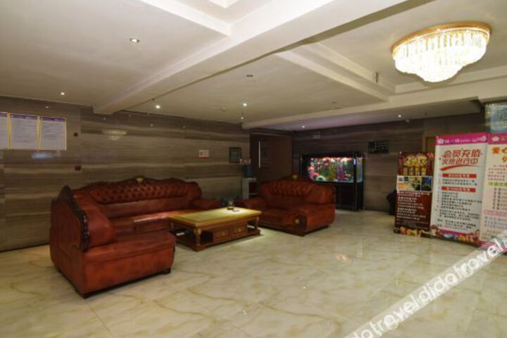 Hotel Interior 5 of 15