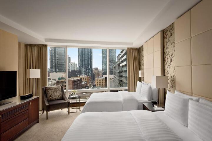 Executive Room 2 Queen Beds (1 of 11)