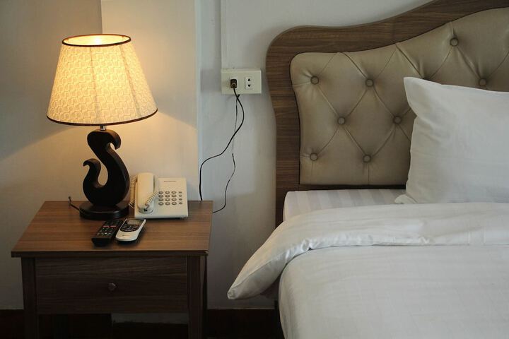 Room 5 of 38