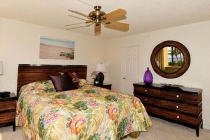 Room 28 of 67
