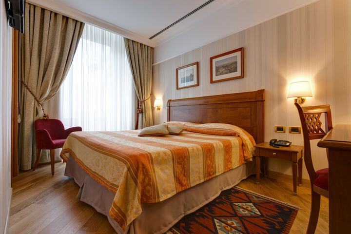 Room 6 of 41