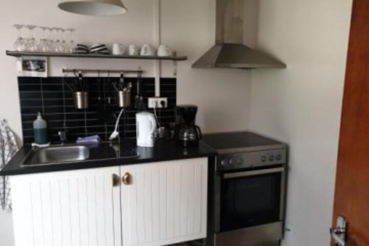 Image of Microbar & Bed