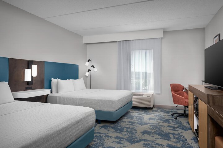 Room 6 of 37