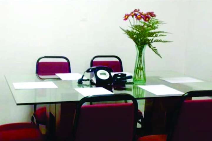 Meeting facility