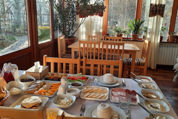 Dining 43 of 78