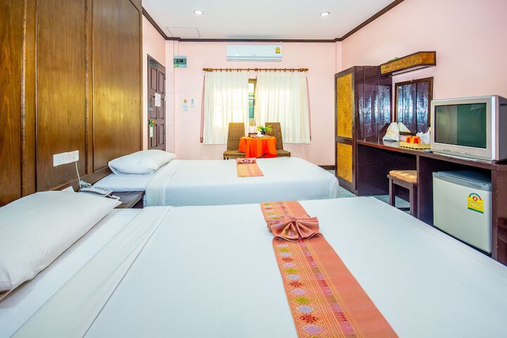 Room 15 of 52