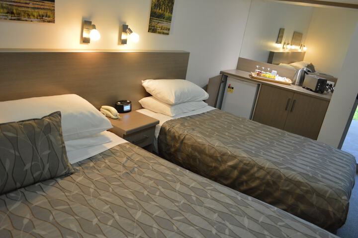 Room 5 of 49