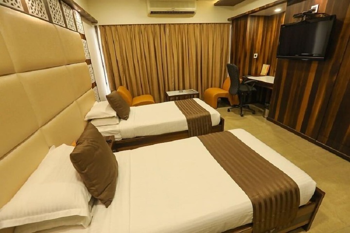 Room 21 of 37