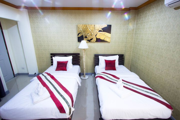 Room 8 of 64