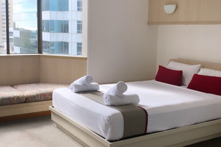 Room 4 of 60
