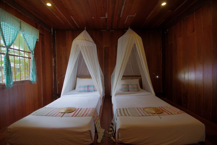 Room 26 of 86
