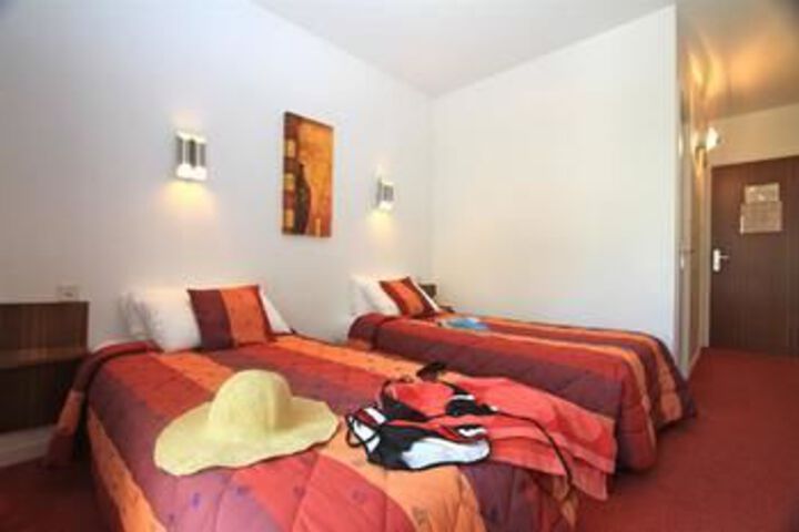 Room 6 of 43