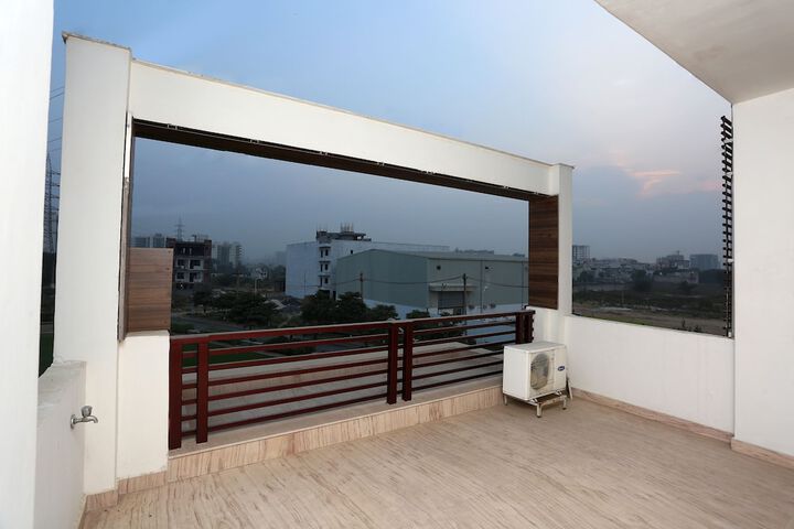 Terrace/Patio 4 of 16