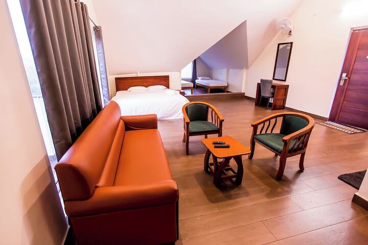 Room 7 of 31