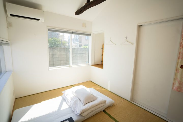 Room 25 of 53