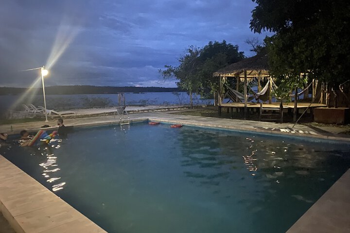 Pool 32 of 136