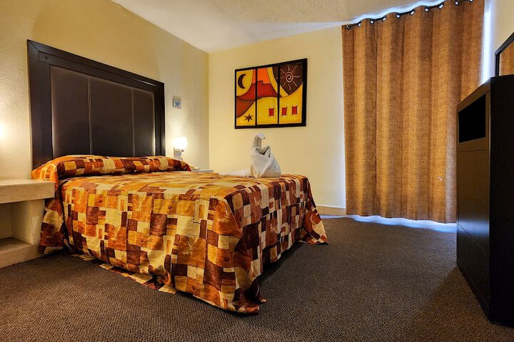 Room 32 of 60