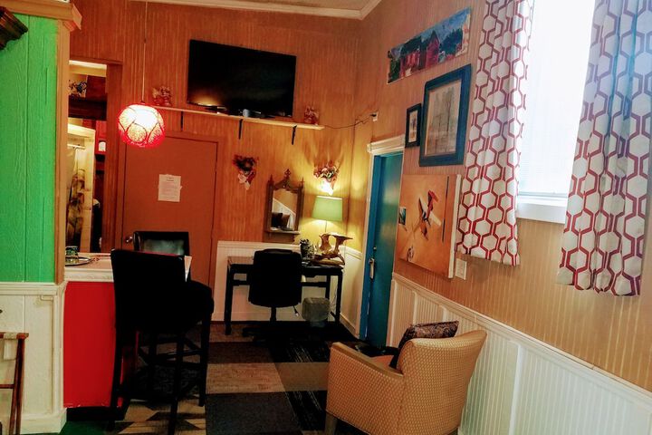 Room 19 of 53