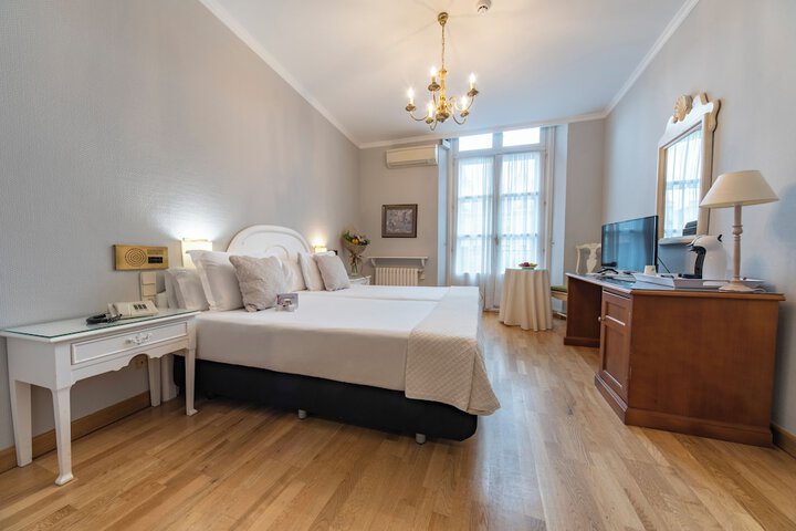 Room 21 of 46