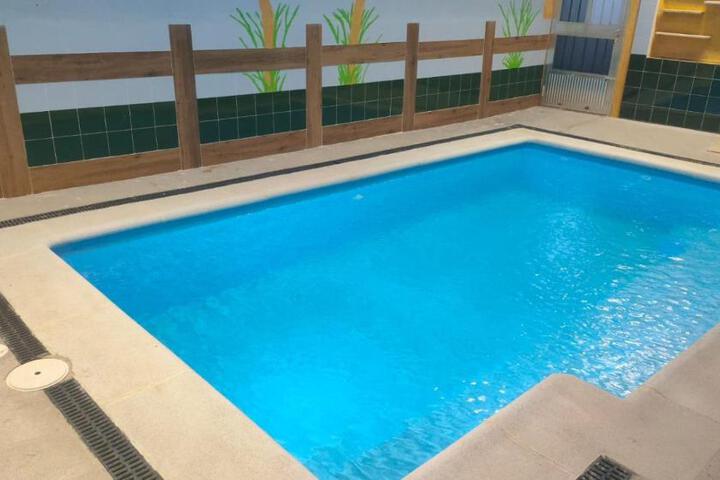 Casa Rural Baños de la Reina con piscina climatizada