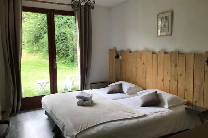 Room 4 of 19