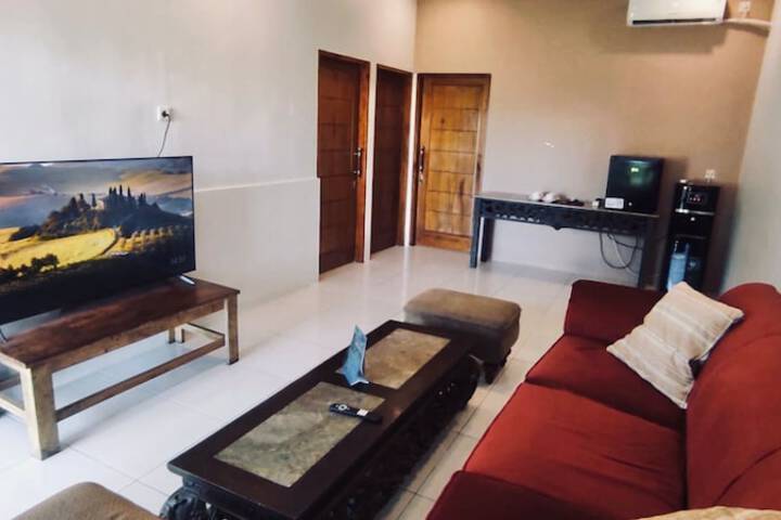 Room 4 of 16