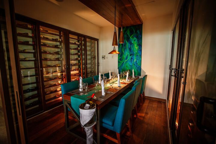 Dining 109 of 130